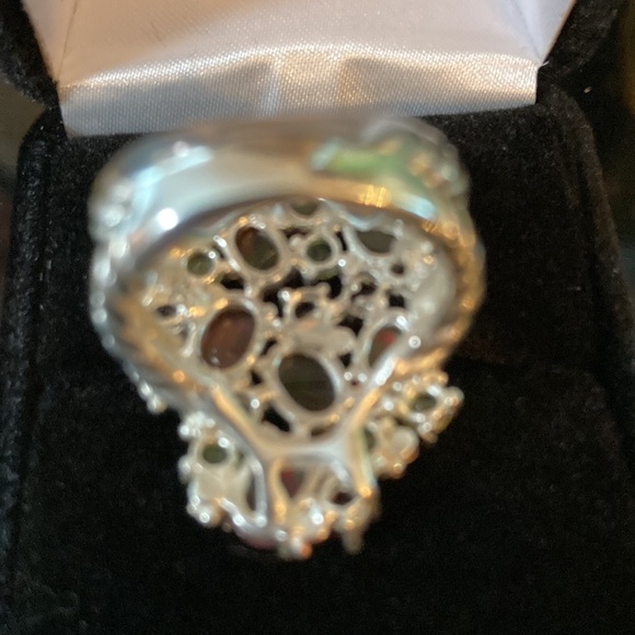 Spectacular Genuine Black Opals, Garnets & Peridot Ring - Picture 7 of 10